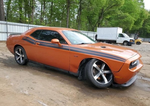 Dodge Challenger cena 38000 przebieg: 84947, rok produkcji 2011 z Lębork małe 67